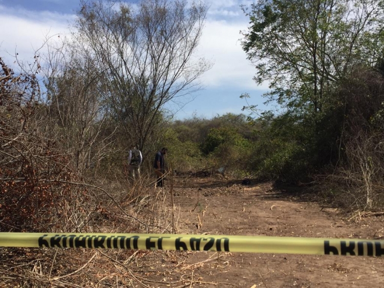 Descubren a un hombre ejecutado de balazo en la cabeza, al oriente de Culiac&aacute;n