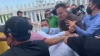 Sindicalizados del Stasac arman gresca previo a la asamblea