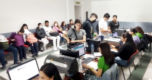 Llaman a estudiantes de niveles medio superior y superior a renovar tarjetas para descuento en transporte