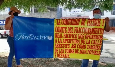 Se manifiestan colonos de Real Pac&iacute;fico en el Tribunal de lo Contencioso