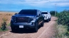 Hallan dos j&oacute;venes sin vida dentro de una camioneta Sierra, en Guasave