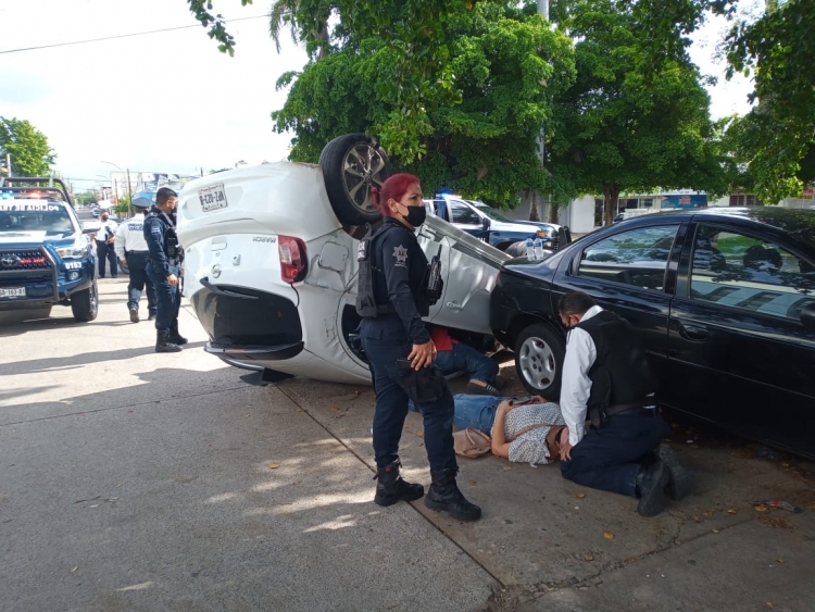 Peliculesca persecución protagoniza un ladrón de vehículos, en Culiacán