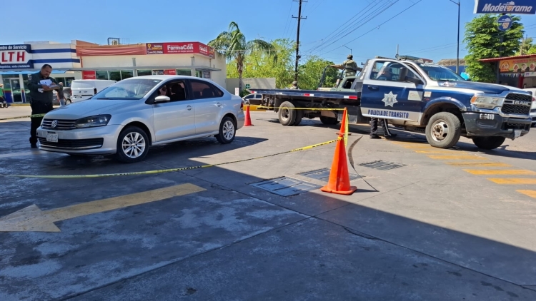 Privan de la libertad a un automovilista en gasolinera del sector Sur de Culiac&aacute;n