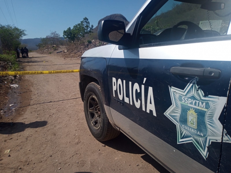 Descubren cuerpo de un joven asesinado y torturado en la Ampliación El Barrio, Culiacán