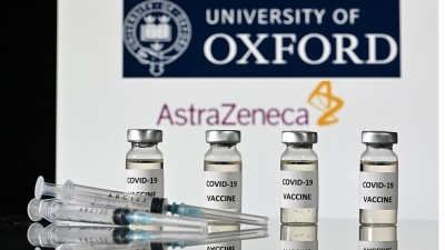 La vacuna Oxford/AstraZeneca no necesita ser almacenada a una temperatura tan fr&iacute;a.