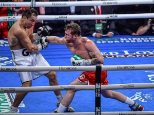 'Canelo' &Aacute;lvarez vence a Golovkin y pone fin a la trilog&iacute;a