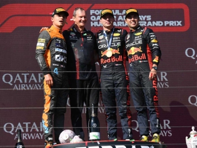 'Checo' P&eacute;rez remonta y sube al podio en Hungr&iacute;a; Verstappen vuelve a triunfar