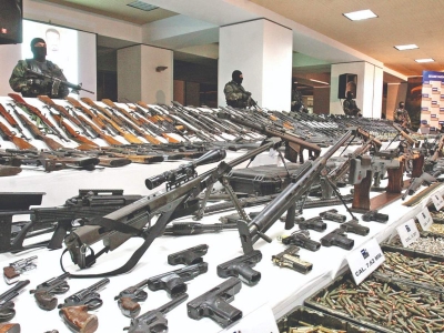 Policía vende armamento al Cártel Jalisco