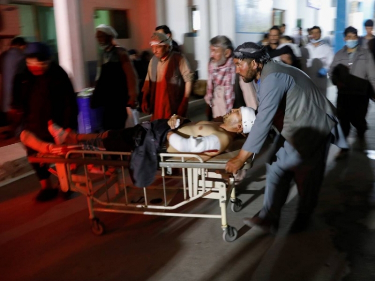 Suman 40 muertos, la mayoría mujeres, por explosión en Afganistán