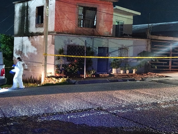 Asesinan a una mujer dentro de su casa en la colonia Josefa Ortiz de Dom&iacute;nguez en Culiac&aacute;n