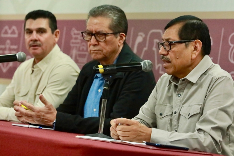 Armas, vehículos y maquinitas fueron asegurados en operativos distintos durante el sábado en Sinaloa: Gerardo Mérida
