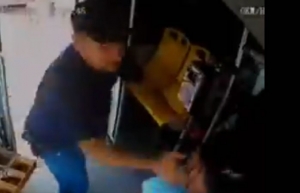 Chofer de cami&oacute;n urbano descarta que agresor que lo cachete&oacute; sea agente de la Fiscal&iacute;a de Sinaloa