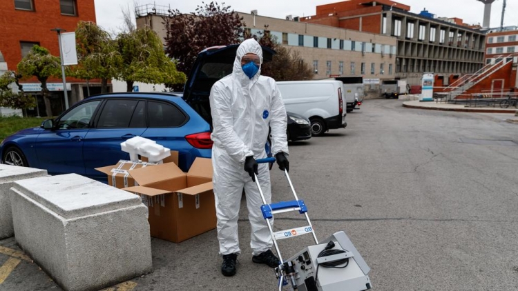 España rebasa a China en muertes por coronavirus y se mantiene por debajo de Italia