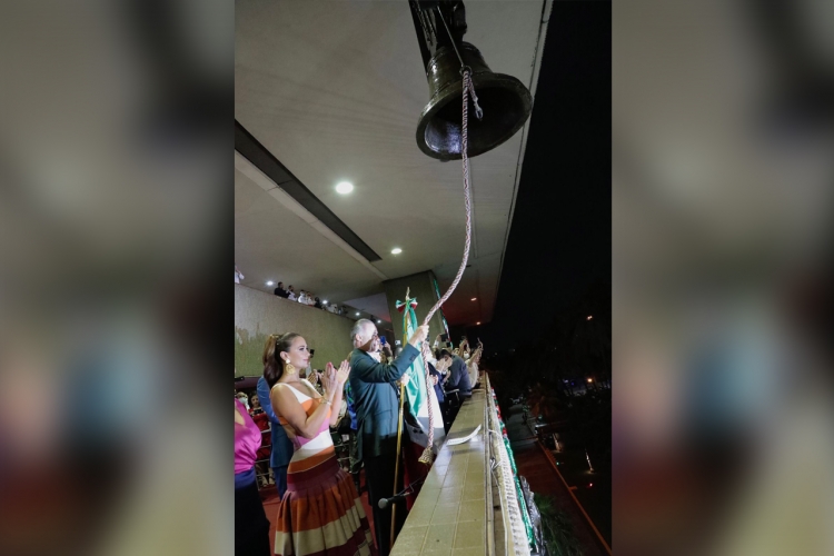 Da Quirino su &uacute;ltimo Grito como Gobernador de Sinaloa