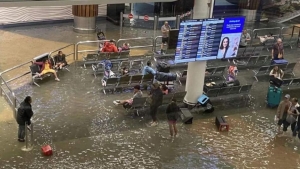 Apocalípticas inundaciones tienen en alerta a Nueva Zelanda
