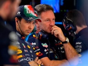 &lsquo;Jefes&rsquo; de equipo hacen a un lado a &lsquo;Checo&rsquo; P&eacute;rez