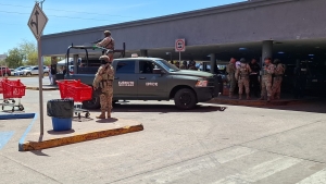 Balean a un joven en el estacionamiento de una tienda Ley, en la Colonia Humaya, al Norte de Culiac&aacute;n