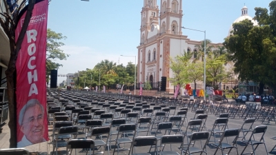 Se quejan automovilistas por el cierre de la Avenida Obreg&oacute;n por acto de RRM
