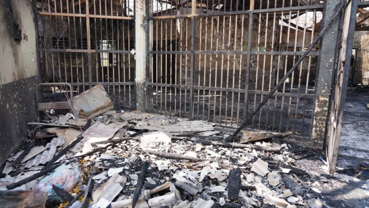 Al menos 41 presos mueren en un incendio en una cárcel de Indonesia