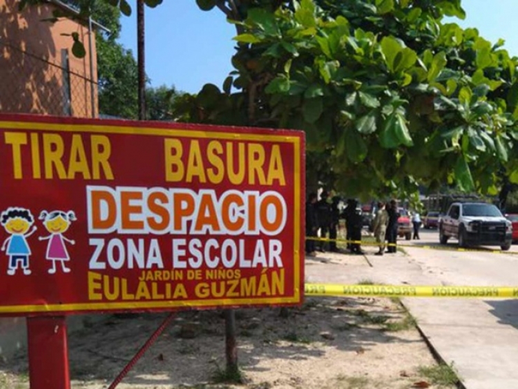 En Veracruz polic&iacute;as se enfrentaron con un sicario que se resguardo dentro de un jardin de ni&ntilde;os