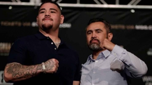 Manny Robles habla sobre como Andy Ruiz se perdi&oacute; ante la fama