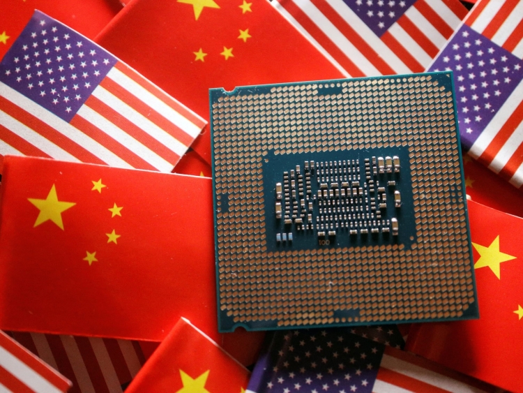China contraataca a EEUU: Proh&iacute;be exportar metales tras restricci&oacute;n de Biden de producir chips avanzados