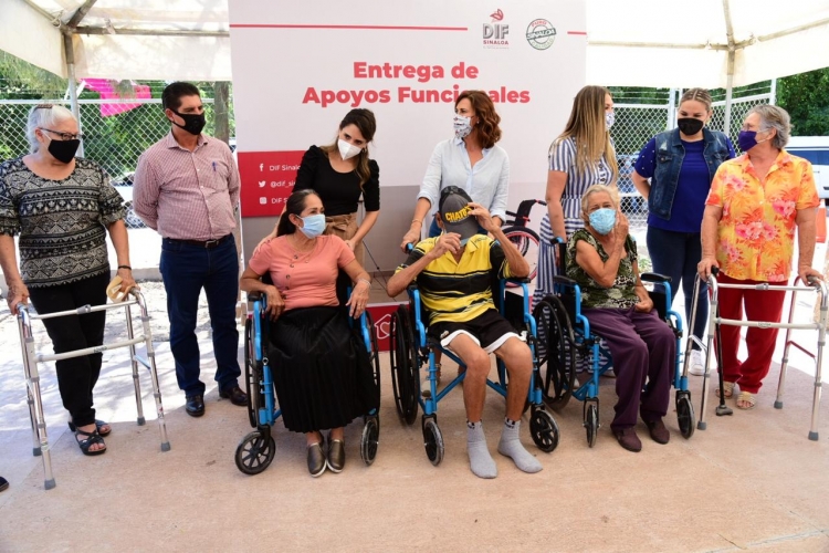 Levantan bandera blanca en equipamiento de espacios de alimentación en Salvador Alvarado