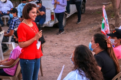 Vecinos de la Colonia Maquío Clouthier, quieren más resultados con Liliana Cardenas