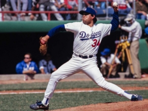 Dodgers rendir&aacute; homenaje a Fernando Valenzuela retirando 'su n&uacute;mero'