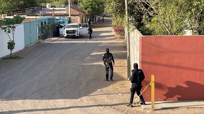 Enfrentamiento entre Gatilleros deja 3 muertos, granadas y camionetas aseguradas, en Limón de los Ramos, al Norte de Culiacán
