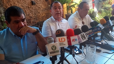 Acusan a Enrique Inzunza de querer concentrar el poder en Sinaloa