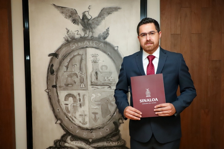 Quién es Cuitláhuac González nuevo Secretario de Salud