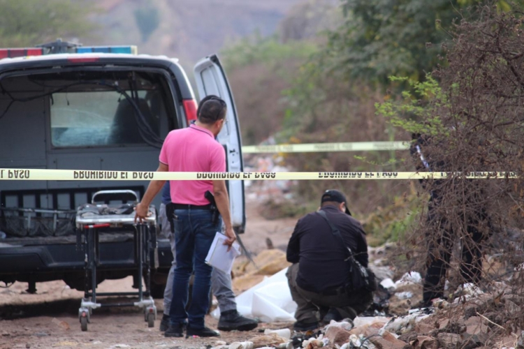Matan y queman a pepenador de la colonia Antorchista, en Culiacán