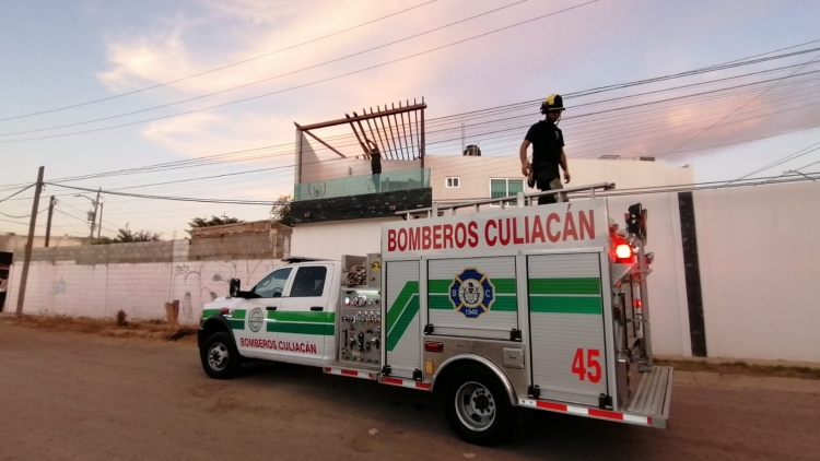 Se electrocuta instalador de techos en Culiacán