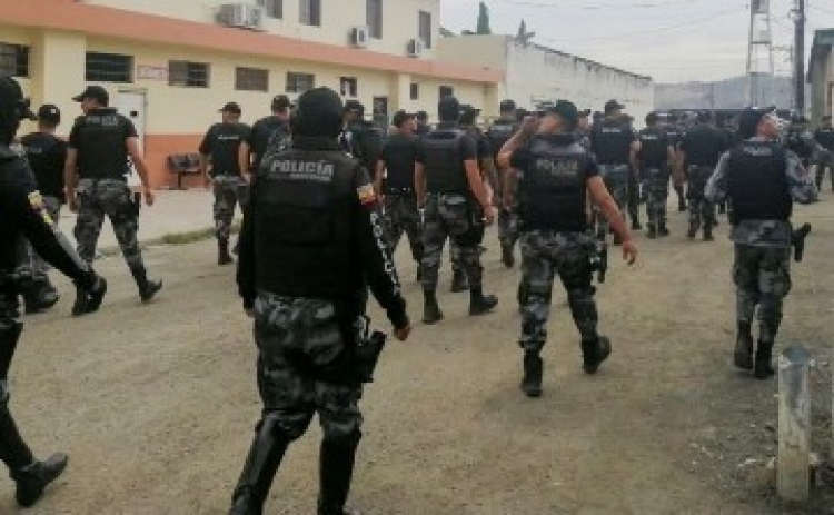 Tres días de choques en cárceles de Ecuador dejan 29 muertos y 66 heridos