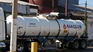 Se incendi&oacute; pipa de combustible propiedad de Pemex tras accidente automovil&iacute;stico, esto a la altura de Petr&oacute;leos Mexicanos