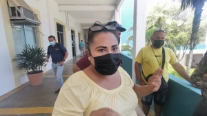 Tianguistas de la Ju&aacute;rez piden los dejen trabajar