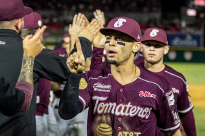Tomateros a un juego del campeonato n&uacute;mero 12