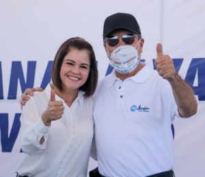 Se suma Roberto Gast&eacute;lum al proyecto de Liliana C&aacute;rdenas