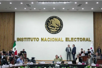 INE perdona 33 mdp en multas a partidos; les rebaja sanción de 65 a 32 mdp