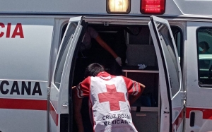 Se accidenta camioneta con 11 pasajeros en la Maxipista Culiac&aacute;n-Mazatl&aacute;n; hay dos lesionados