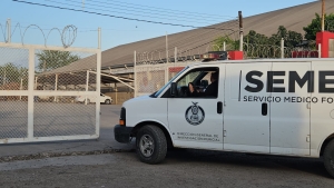 Fallece trabajador de una bodega al caer de un techo, en la colonia Bachigualato