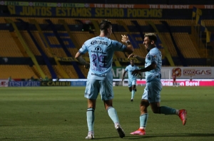 Mazatl&aacute;n se llev&oacute; la victoria con expulsi&oacute;n de Aquino en Monterrey