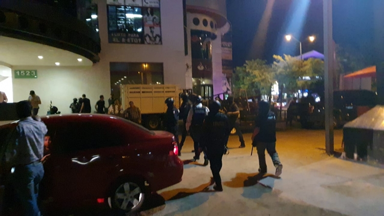 Sedena y Policía Estatal despliegan operativo en Tres Ríos por reporte de nombre armado que se presume agredió a una mujer