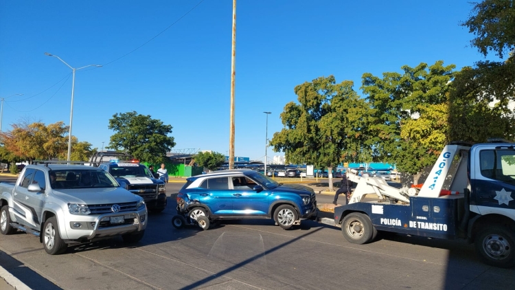 Se roban a punta de pistola tres vehículos en distintos sectores de Culiacán