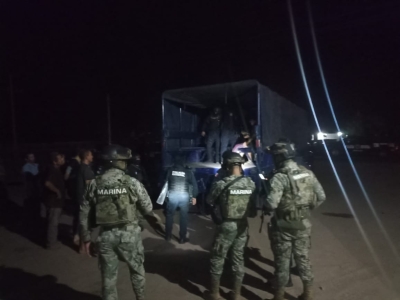 Rescatan a otros 39 hombres de presunto centro de rehabilitaci&oacute;n en Angostura; hay tres personas detenidas