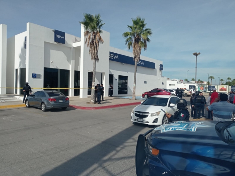 Vinculan a proceso a tres hombres por homicidio de empleado bancario