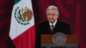 AMLO revela que la deuda p&uacute;blica fue reestructurada: "Mi sucesor pagar&aacute; la mitad por intereses"