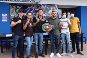 &acute;Kid&acute; Olmeda y Eddy Valencia, se enfrascan por el t&iacute;tulo nacional pluma en Culiac&aacute;n
