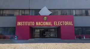 INE impugna el plan b electoral de L&oacute;pez Obrador
